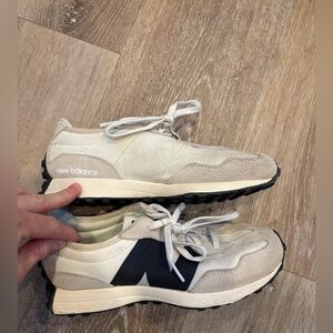 New Balance kid’s 327 Sneakers